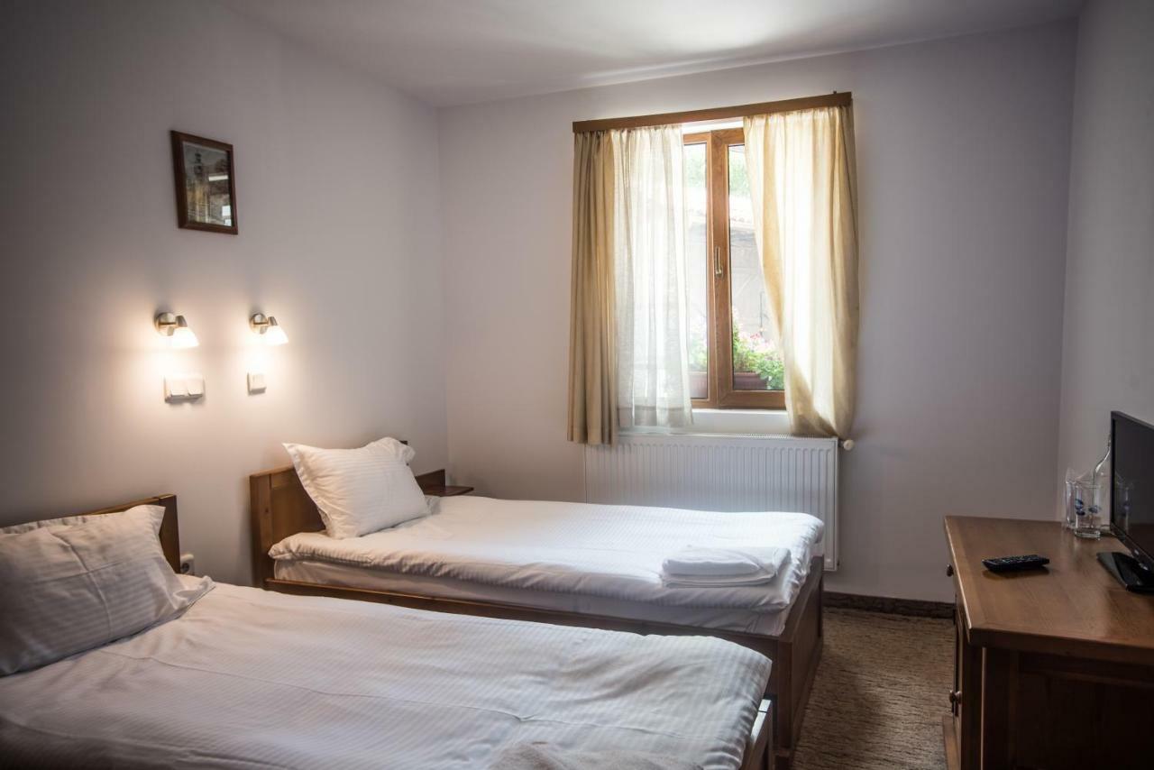 Todeva House Hotel And Tavern Bansko Bagian luar foto