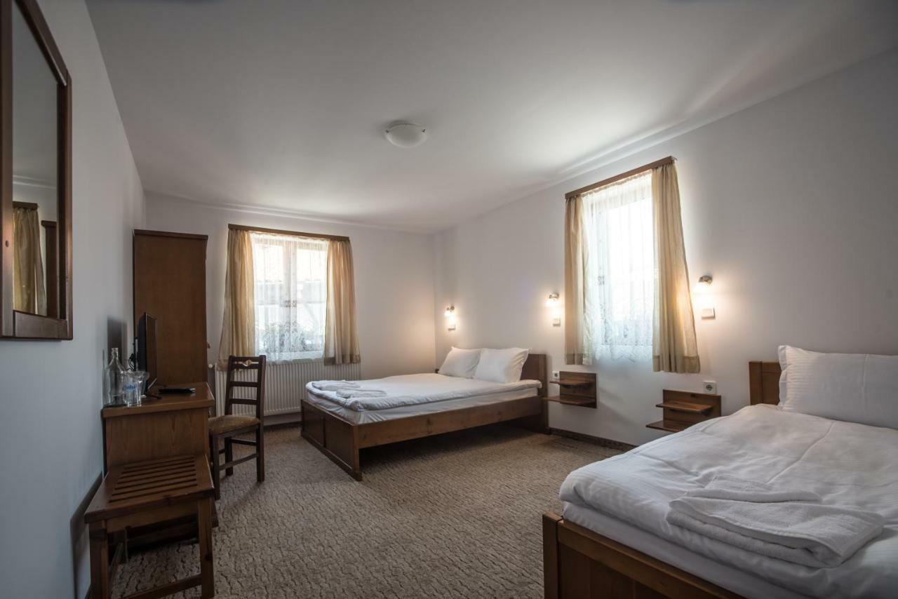 Todeva House Hotel And Tavern Bansko Bagian luar foto